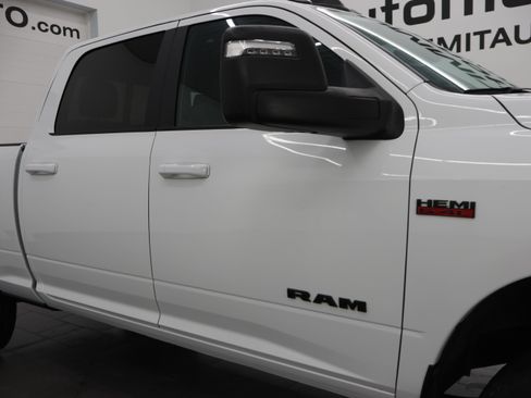 Used 2024 RAM 2500 Big Horn w/ Night Edition AWD/4WD image 25