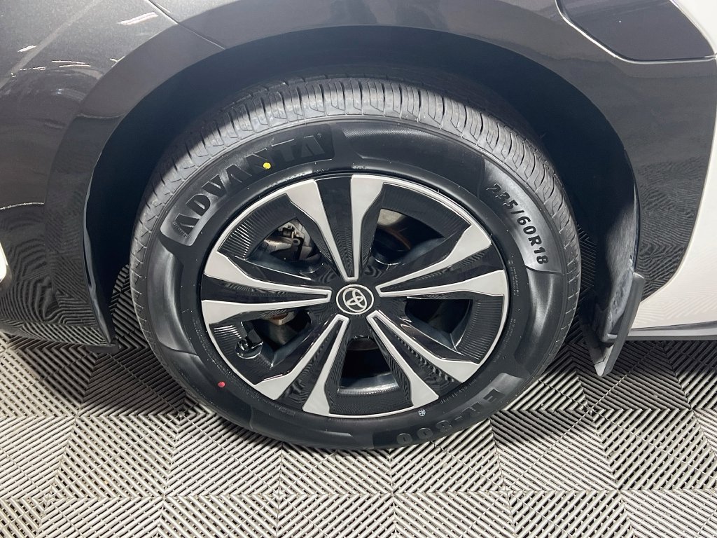 Certified 2024 Toyota bZ4X AWD w/ Weather Package image 27