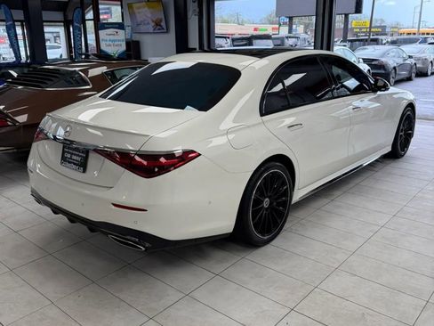 Used 2023 Mercedes-Benz S 500 4MATIC w/ AMG Line image 4