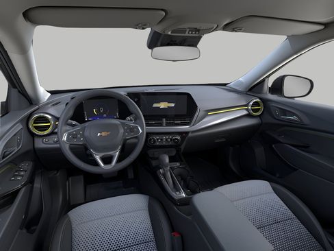 New 2026 Chevrolet Trax LT w/ Driver Confidence Package FWD image 15