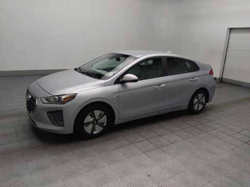Used 2020 Hyundai Ioniq Blue FWD image 2