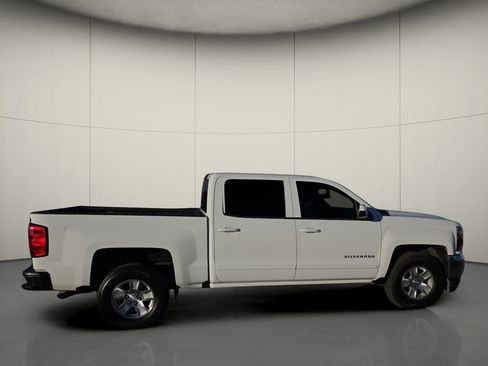 Used 2018 Chevrolet Silverado 1500 LT w/ All Star Edition image 9