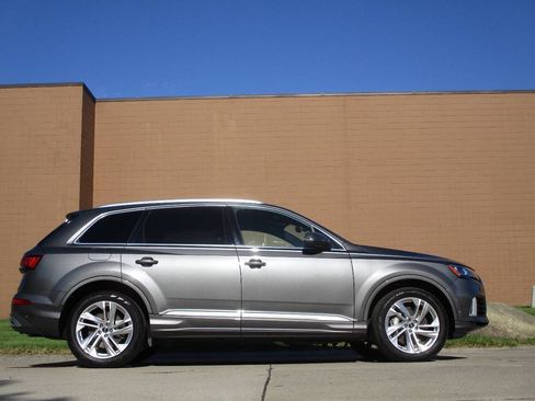 Used 2021 Audi Q7 3.0T Premium Plus w/ Executive Package AWD/4WD image 8