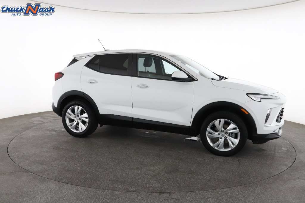 Used 2025 Buick Encore GX Preferred AWD/4WD image 15