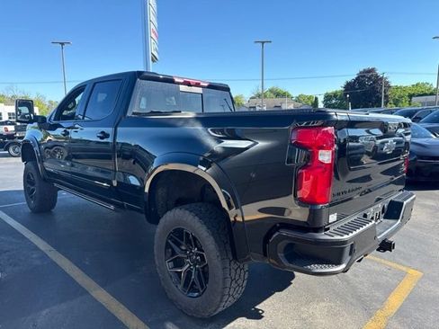 Used 2024 Chevrolet Silverado 1500 High Country w/ Technology Package AWD/4WD image 4