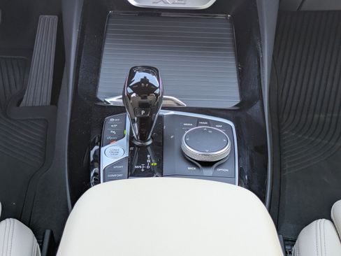 Used 2024 BMW X3 sDrive30i w/ Premium Package w/ZPA RWD image 18
