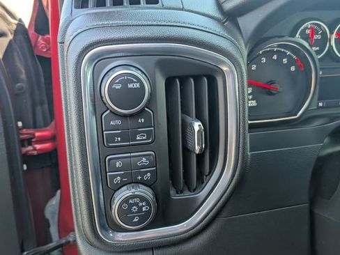 Used 2021 Chevrolet Silverado 1500 LTZ AWD/4WD image 15