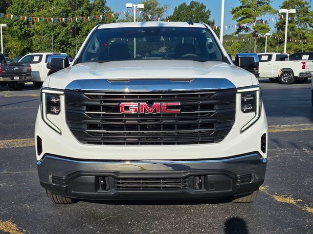 Used 2024 GMC Sierra 1500 Pro w/ Pro Value Package AWD/4WD image 4