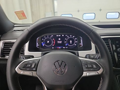 Used 2023 Volkswagen Atlas Cross Sport SE AWD/4WD image 22