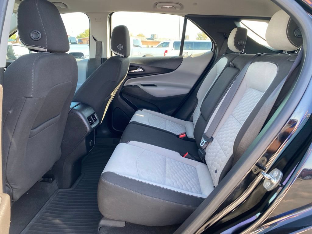 Used 2018 Chevrolet Equinox LS FWD image 19