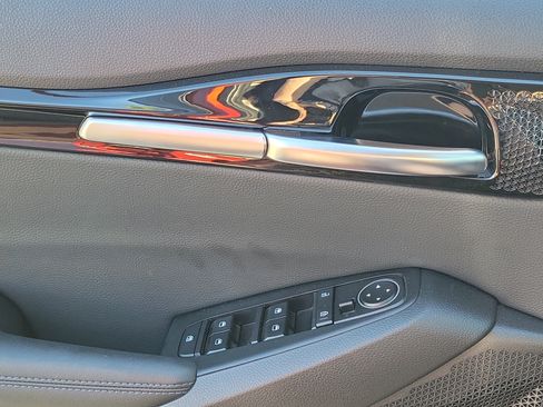 Used 2023 Kia Seltos S FWD image 13