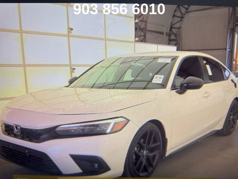 Used 2022 Honda Civic Sport image 1