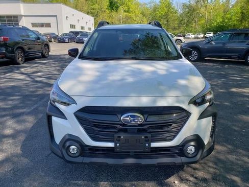 Certified 2025 Subaru Outback Onyx Edition AWD/4WD image 9