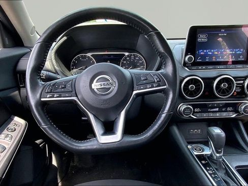Used 2022 Nissan Sentra SV w/ All-Weather Package FWD image 6