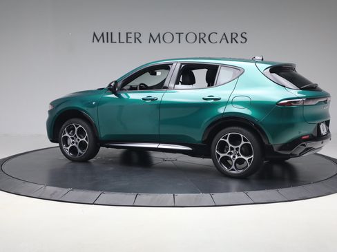 Used 2024 Alfa Romeo Tonale Ti w/ Premium Interior Package AWD/4WD image 4