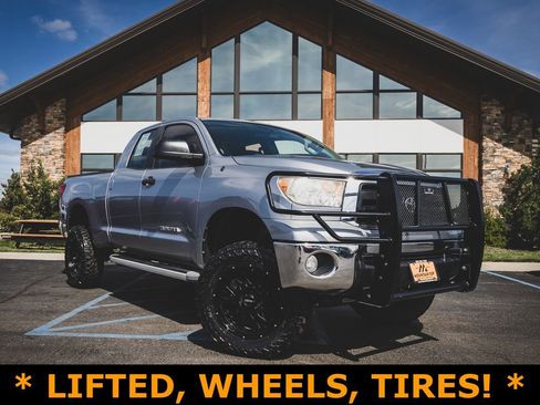 Used 2011 Toyota Tundra 4x4 Double Cab w/ Tow Pkg image 1