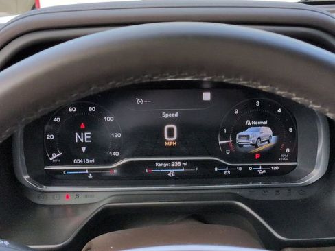 Used 2023 GMC Yukon SLT image 26