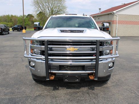 Used 2019 Chevrolet Silverado 3500 LTZ w/ Duramax Plus Package AWD/4WD image 8