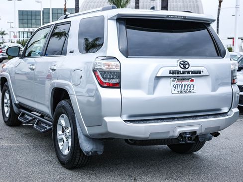 Used 2019 Toyota 4Runner SR5 image 4