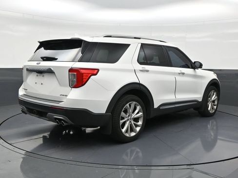 Used 2022 Ford Explorer Platinum w/ Equipment Group 601A AWD/4WD image 5