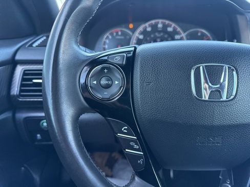 Used 2017 Honda Accord Sport image 16