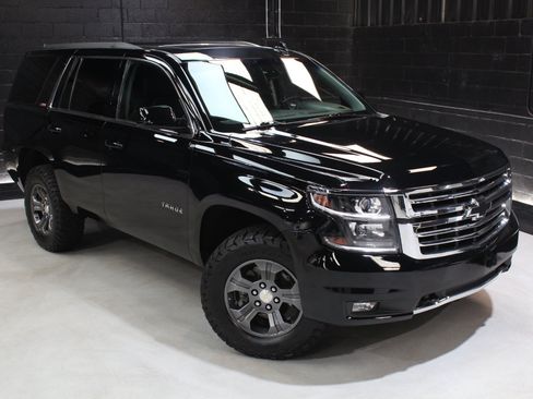 Used 2015 Chevrolet Tahoe LT AWD/4WD image 6