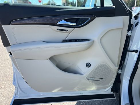 Certified 2023 Buick Envision Avenir AWD/4WD image 18