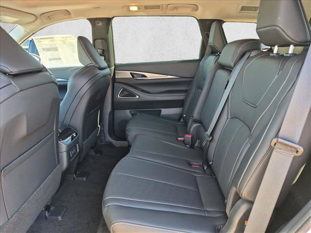New 2027 INFINITI QX60 Luxe FWD image 16