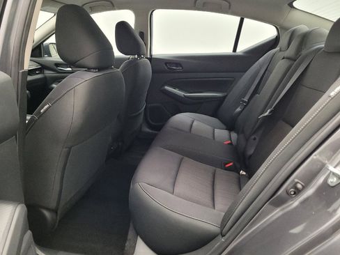 Used 2025 Nissan Altima 2.5 SV FWD image 18