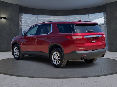 Used 2018 Chevrolet Traverse LT AWD/4WD image 3