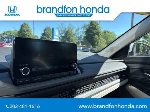 Used 2024 Honda Accord EX image 19
