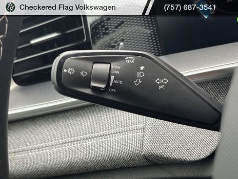 New 2025 Volkswagen Tiguan S image 33