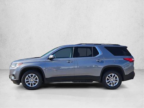Used 2020 Chevrolet Traverse LT FWD image 8
