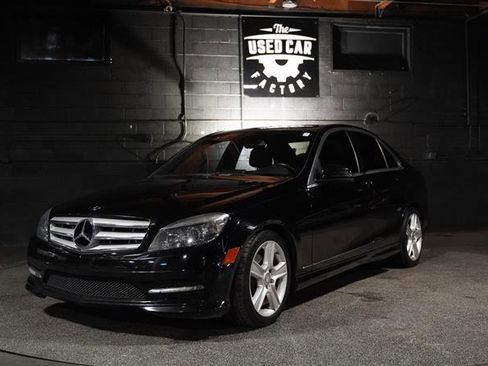 Used 2011 Mercedes-Benz C 300 4MATIC Sedan image 1