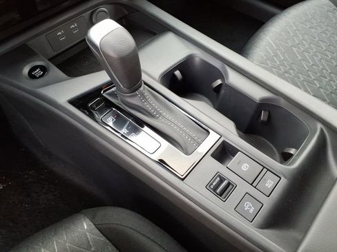 New 2026 Nissan Sentra SV w/ Floor Mat Package FWD image 13