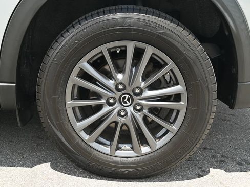 Used 2019 MAZDA CX-5 Sport FWD image 8