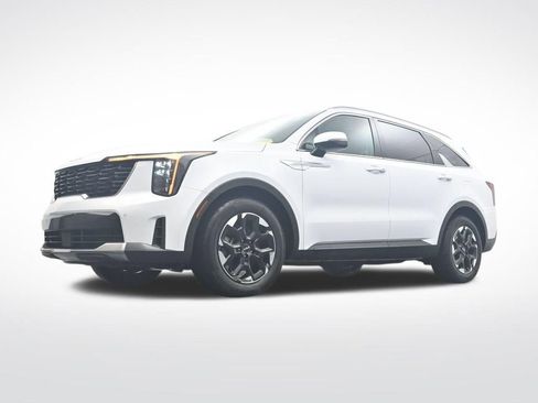 Used 2024 Kia Sorento S image 30