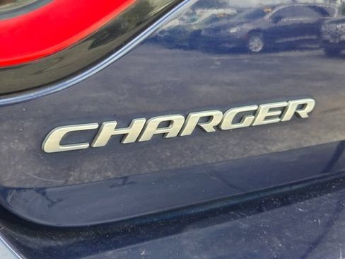 Used 2015 Dodge Charger SE w/ Sport Appearance Group RWD image 14