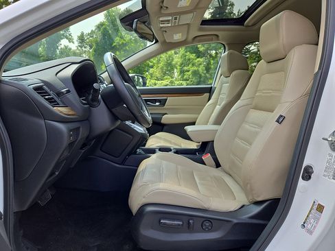 Used 2019 Honda CR-V Touring image 13