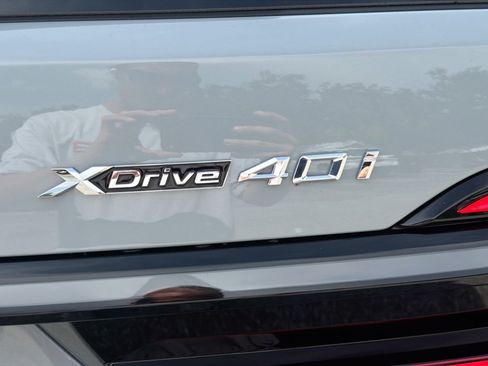 New 2027 BMW X7 xDrive40i w/ Executive Package AWD/4WD image 11