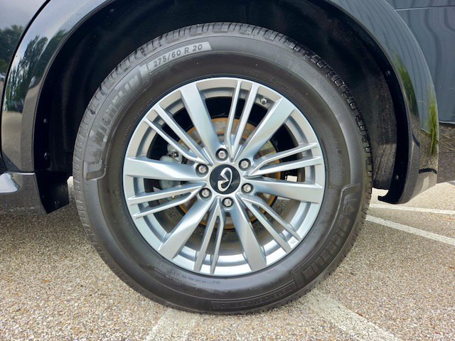 Used 2023 INFINITI QX80 Luxe w/ Cargo Package AWD/4WD image 34