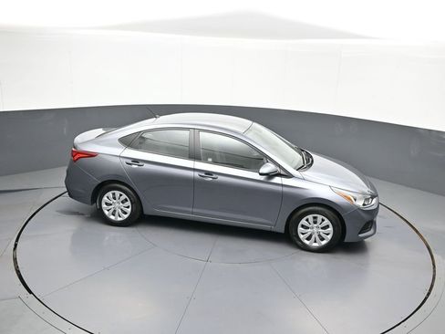 Used 2019 Hyundai Accent SE FWD image 38