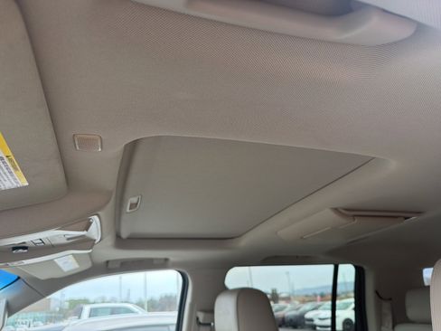 Used 2019 GMC Yukon XL Denali w/ Denali Ultimate Package image 14