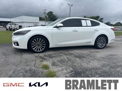 Used 2017 Kia Cadenza Premium w/ Luxury Package