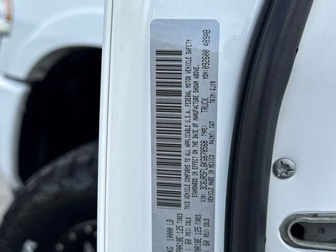 Used 2019 RAM 2500 Laramie AWD/4WD image 28