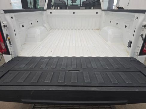 Used 2023 GMC Sierra 1500 SLT w/ SLT Convenience Package image 22