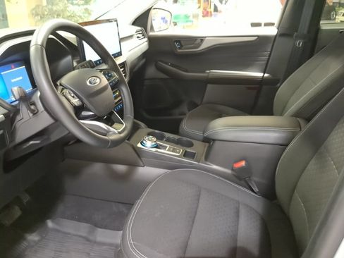 Used 2024 Ford Escape Active w/ Tech Pack #1 AWD/4WD image 15