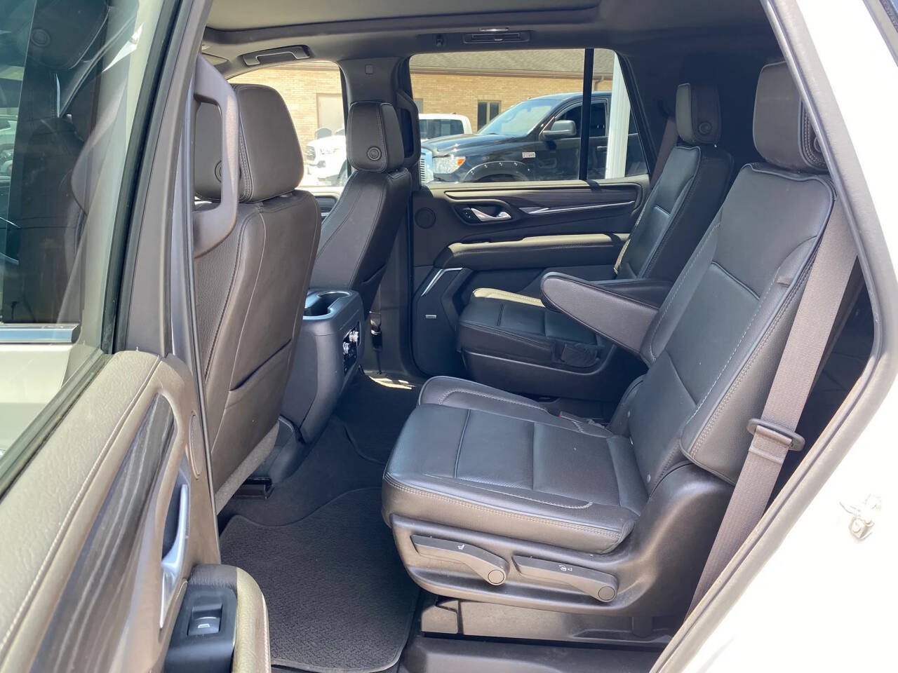 Used 2021 GMC Yukon Denali AWD/4WD image 22