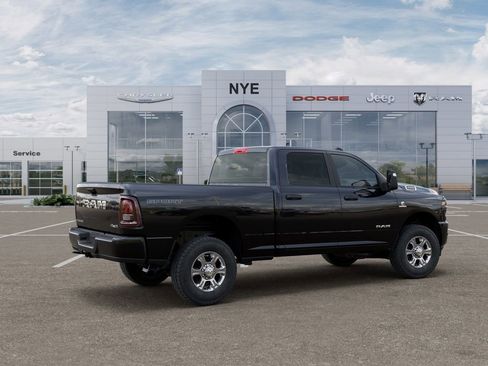 New 2026 RAM 2500 Big Horn AWD/4WD image 4