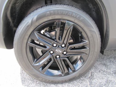 Used 2025 Chevrolet Trax ACTIV w/ Driver Confidence Package FWD image 9